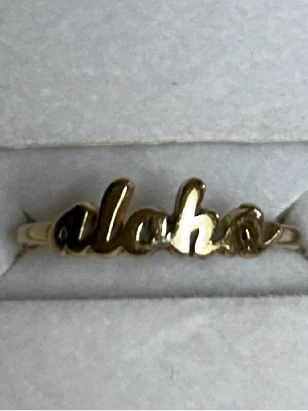 Maui Divers beautiful 14k gold 'aloha' ring!